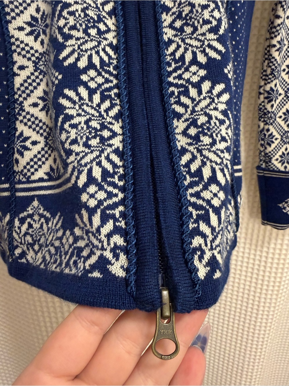 Dale of Norway - Navy and White Patterned Zip-Up Women's Jacket - Picture 7 of 15